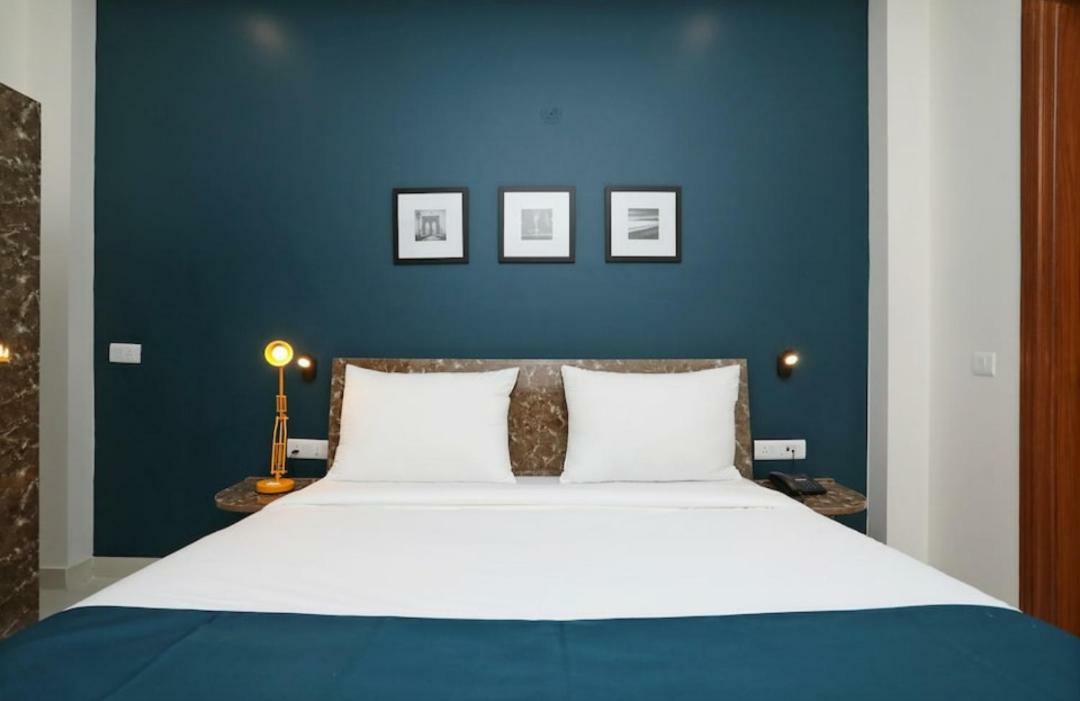 Hotel Galaxy Inn Gurgaon Dış mekan fotoğraf