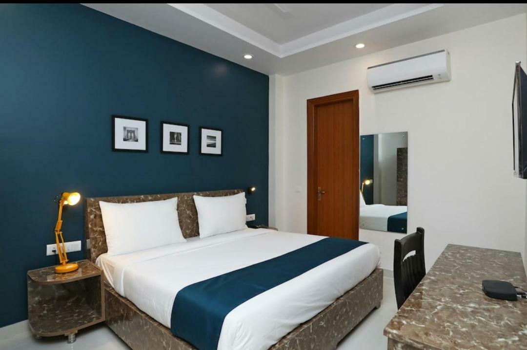 Hotel Galaxy Inn Gurgaon Dış mekan fotoğraf